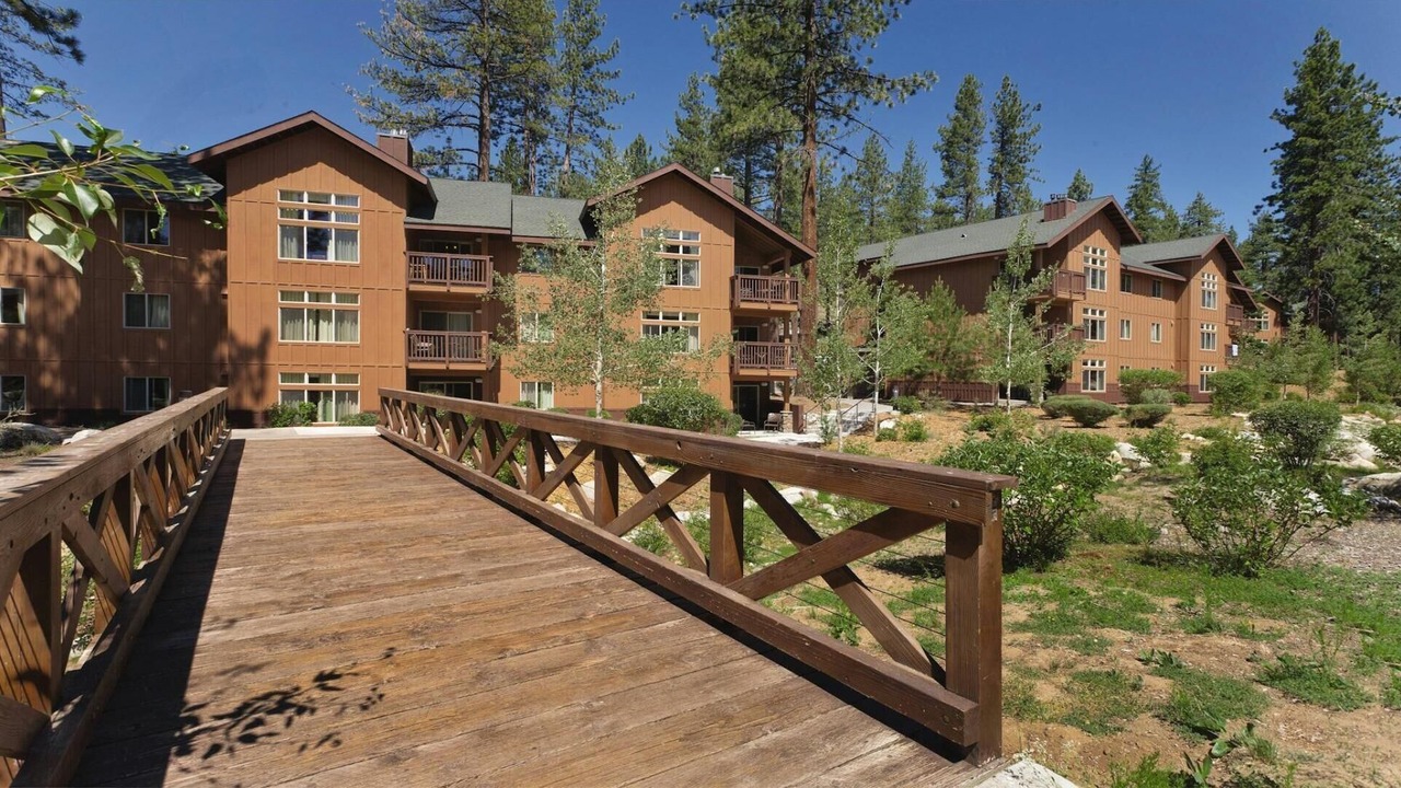 Photo of Outdoor in Round Hill Village