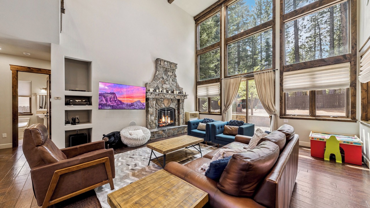 Photo of Livingroom in South Lake Tahoe