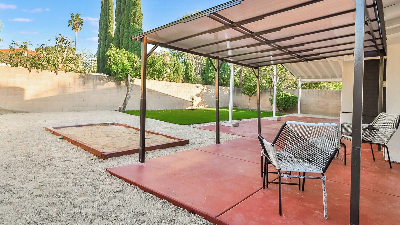 Photo of Patio Balcony in Canoga Park