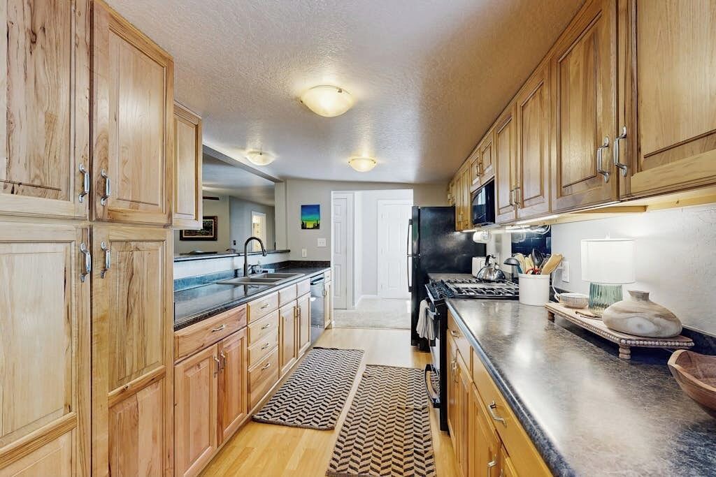 Photo of Kitchen in Hathaway Pines