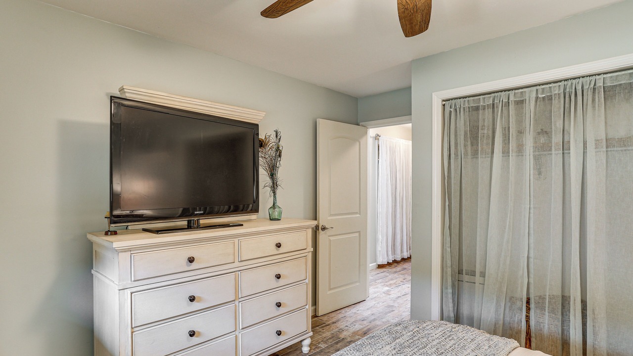 Photo of Bedroom in Douglas City