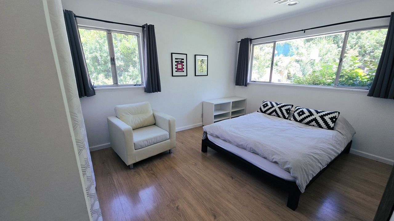 Photo of Bedroom in La Canada Flintridge