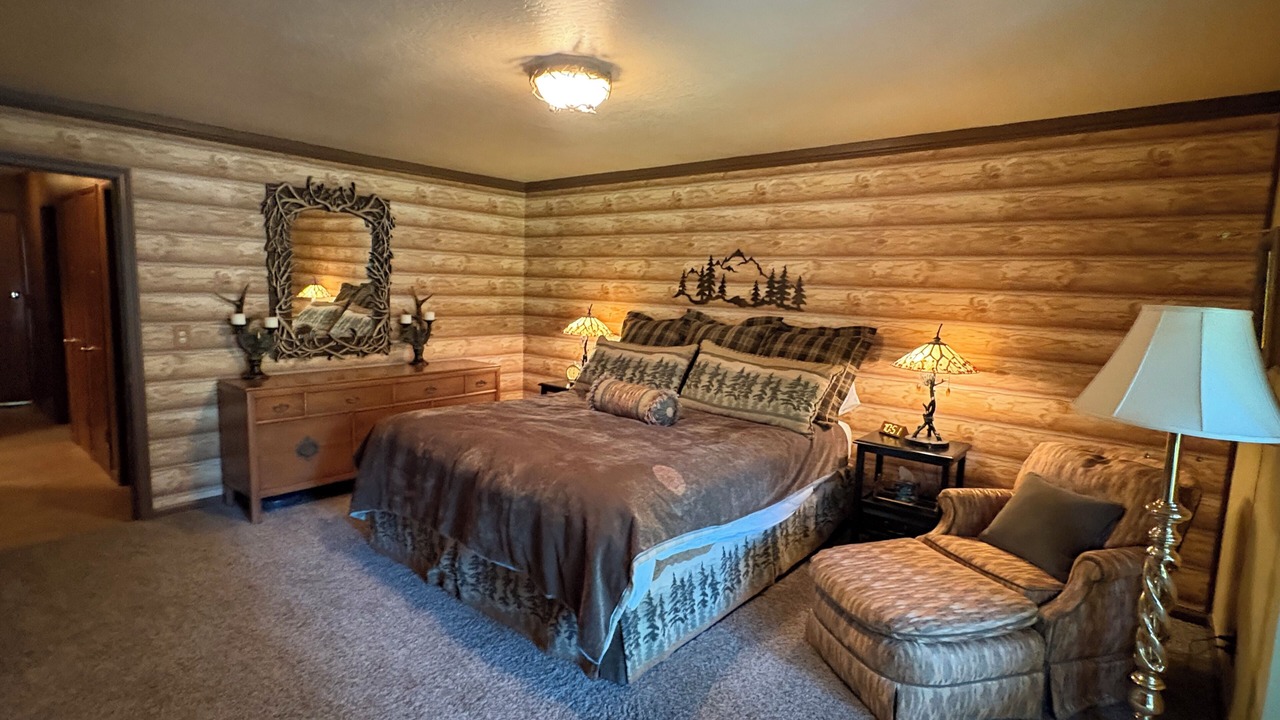 Photo of Bedroom in Pinecrest