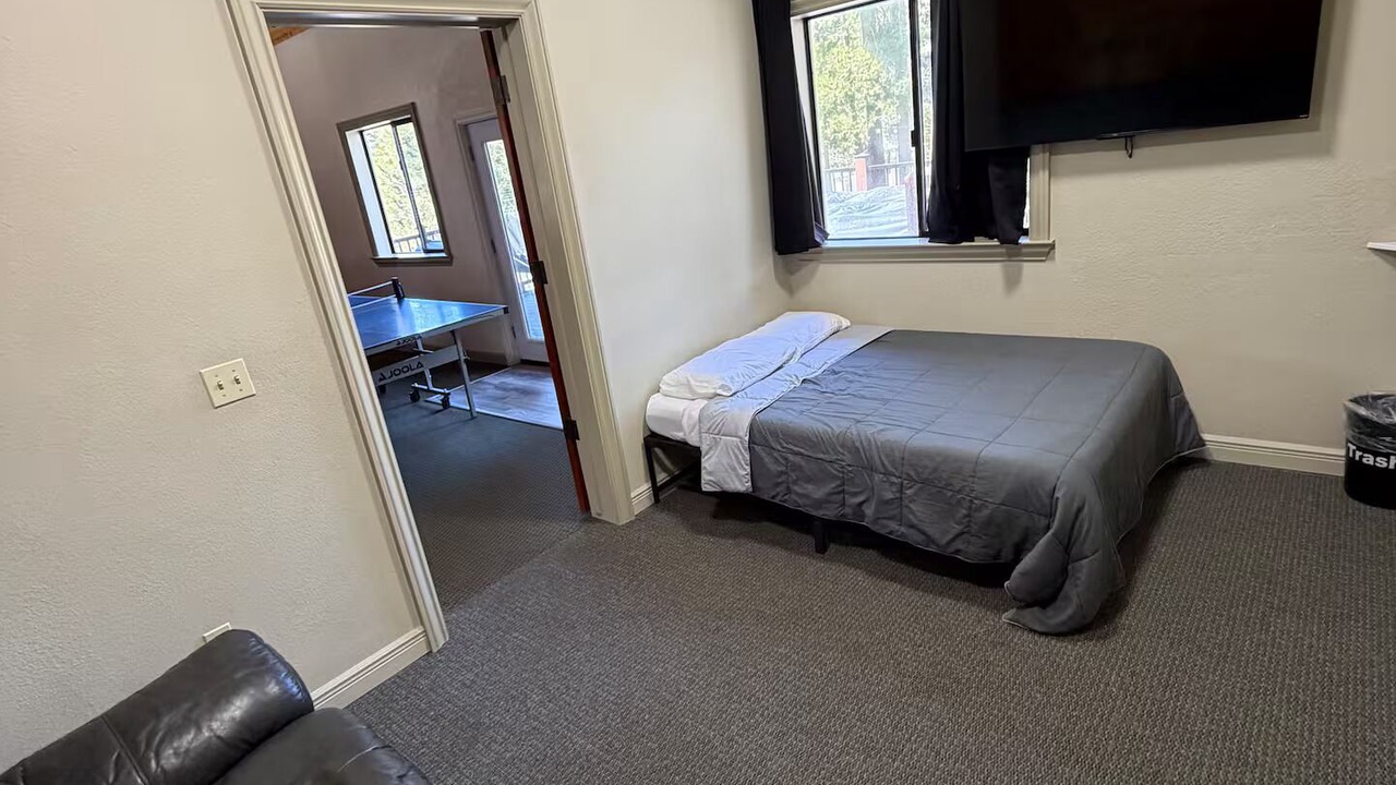Photo of Bedroom in Shaver Lake