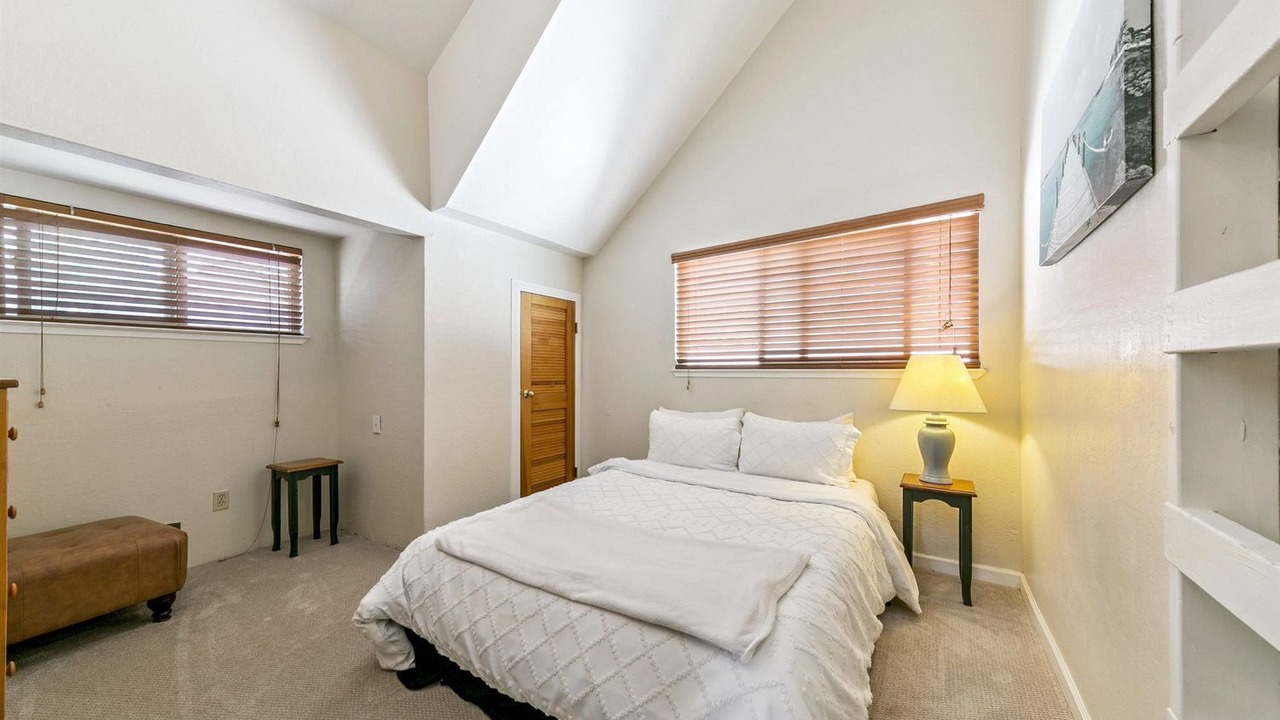 Photo of Bedroom in Kings Beach