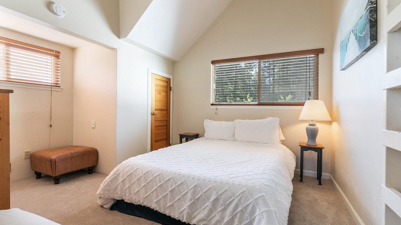 Photo of Bedroom in Kings Beach