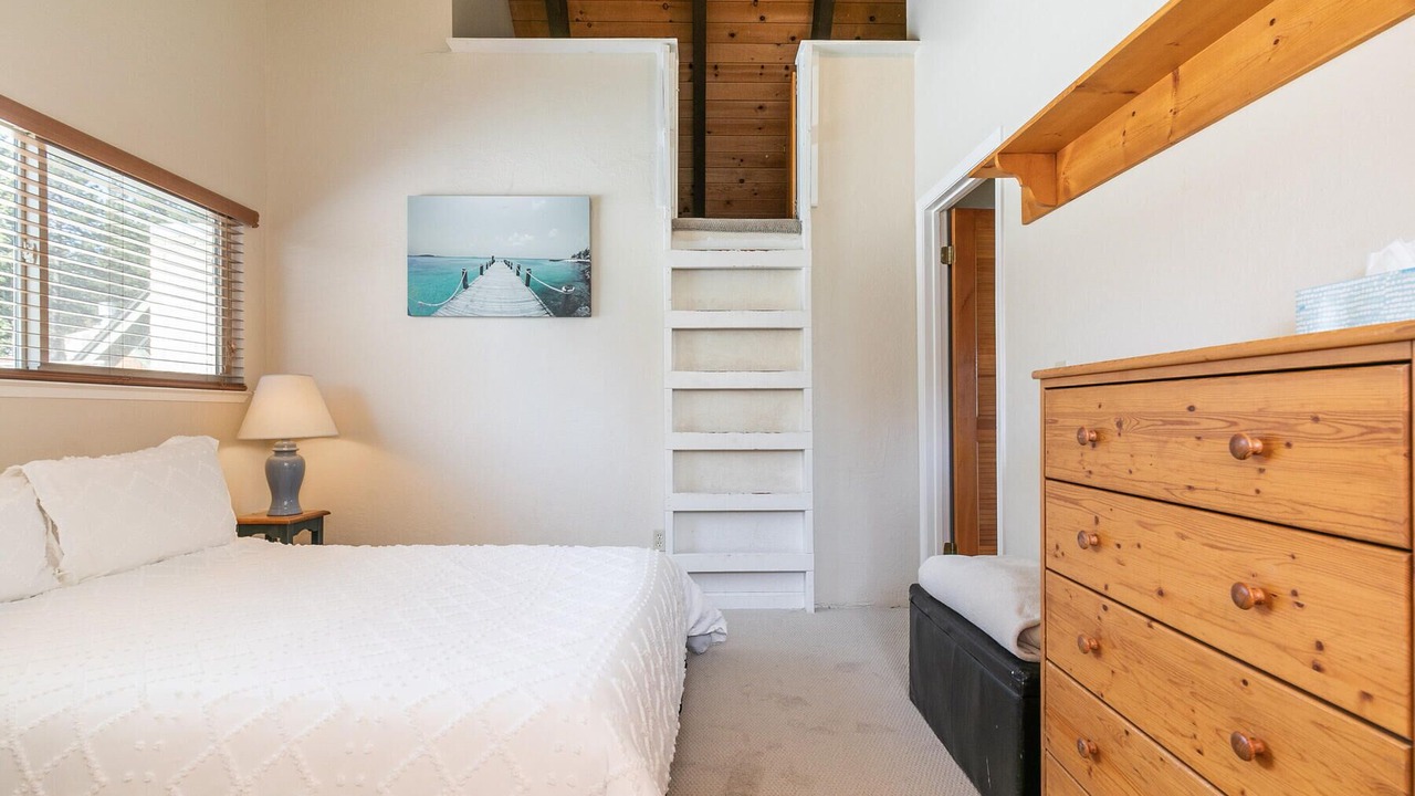 Photo of Bedroom in Kings Beach