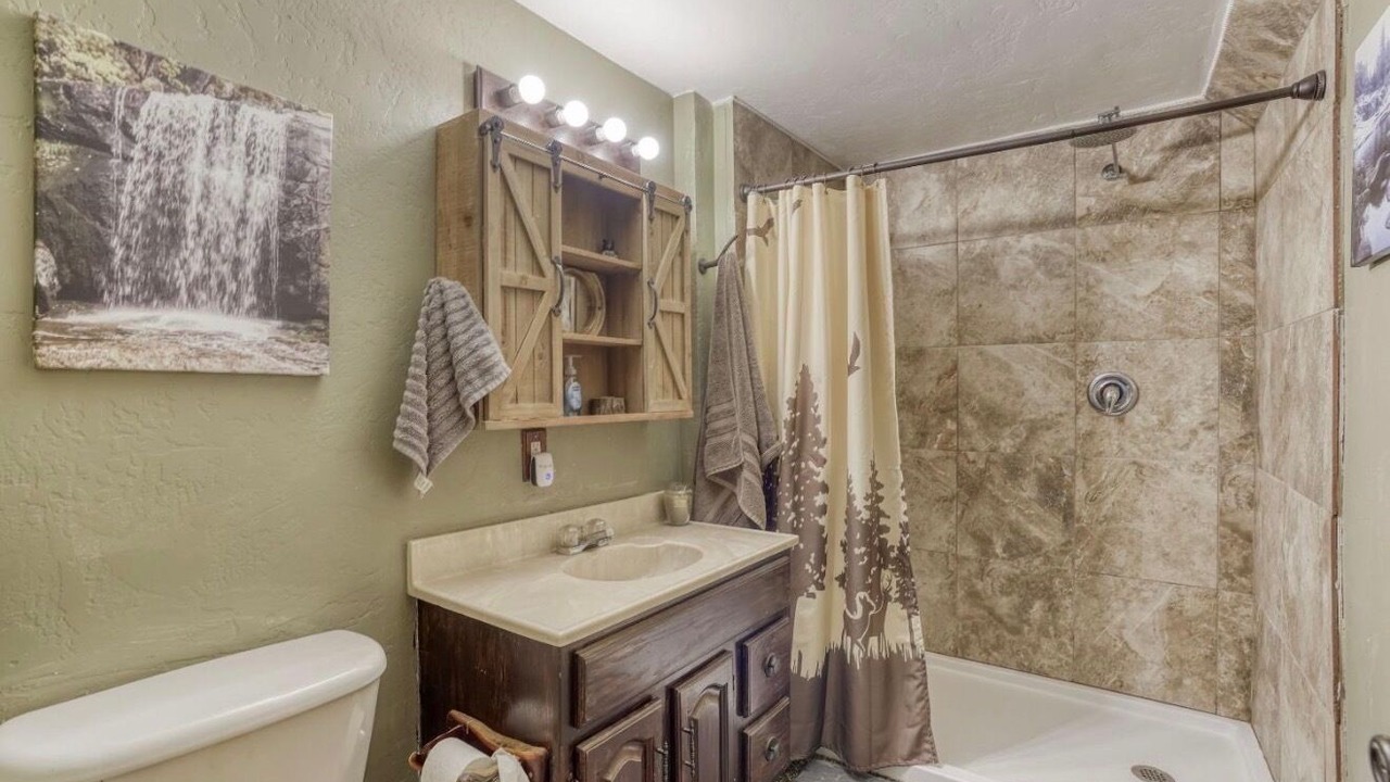 Photo of Bathroom in Big Creek
