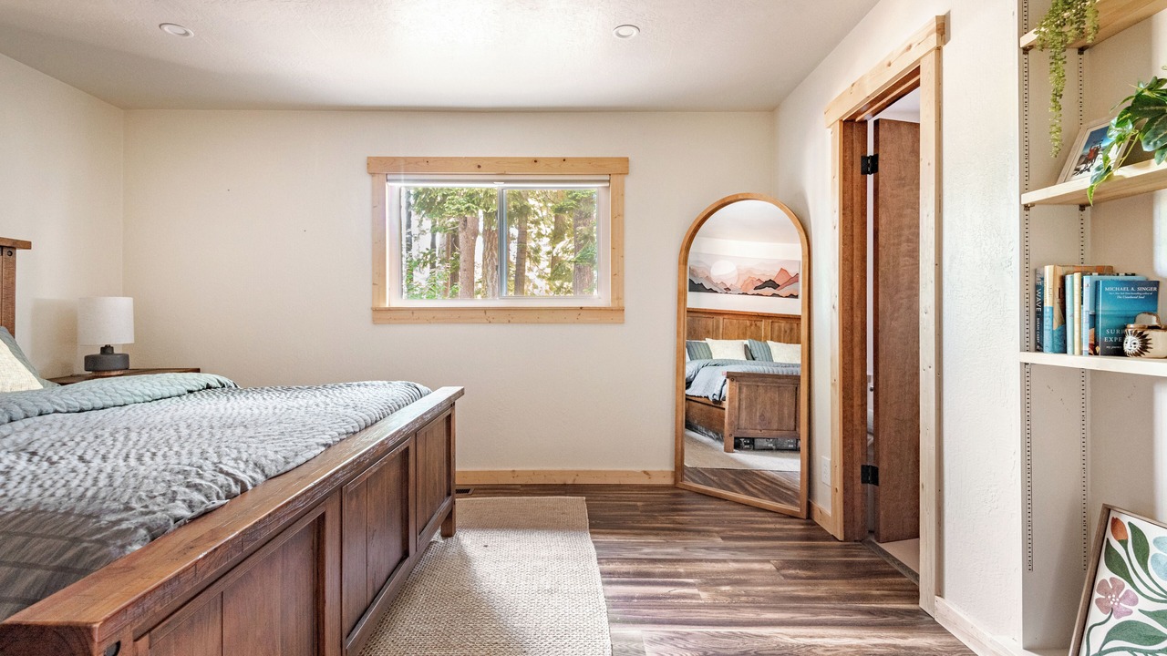 Photo of Bedroom in Tahoe Sierra Estates