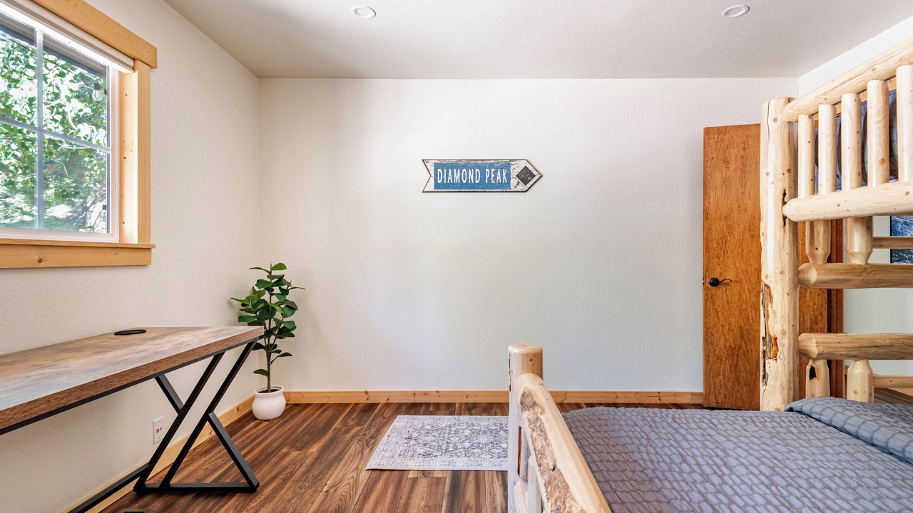 Photo of Bedroom in Tahoe Sierra Estates