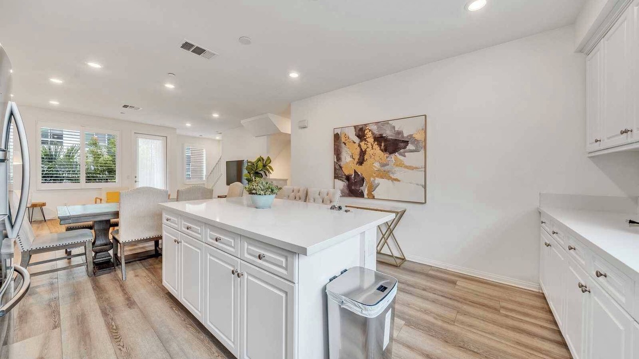 Photo of Kitchen in Irvine Business Complex