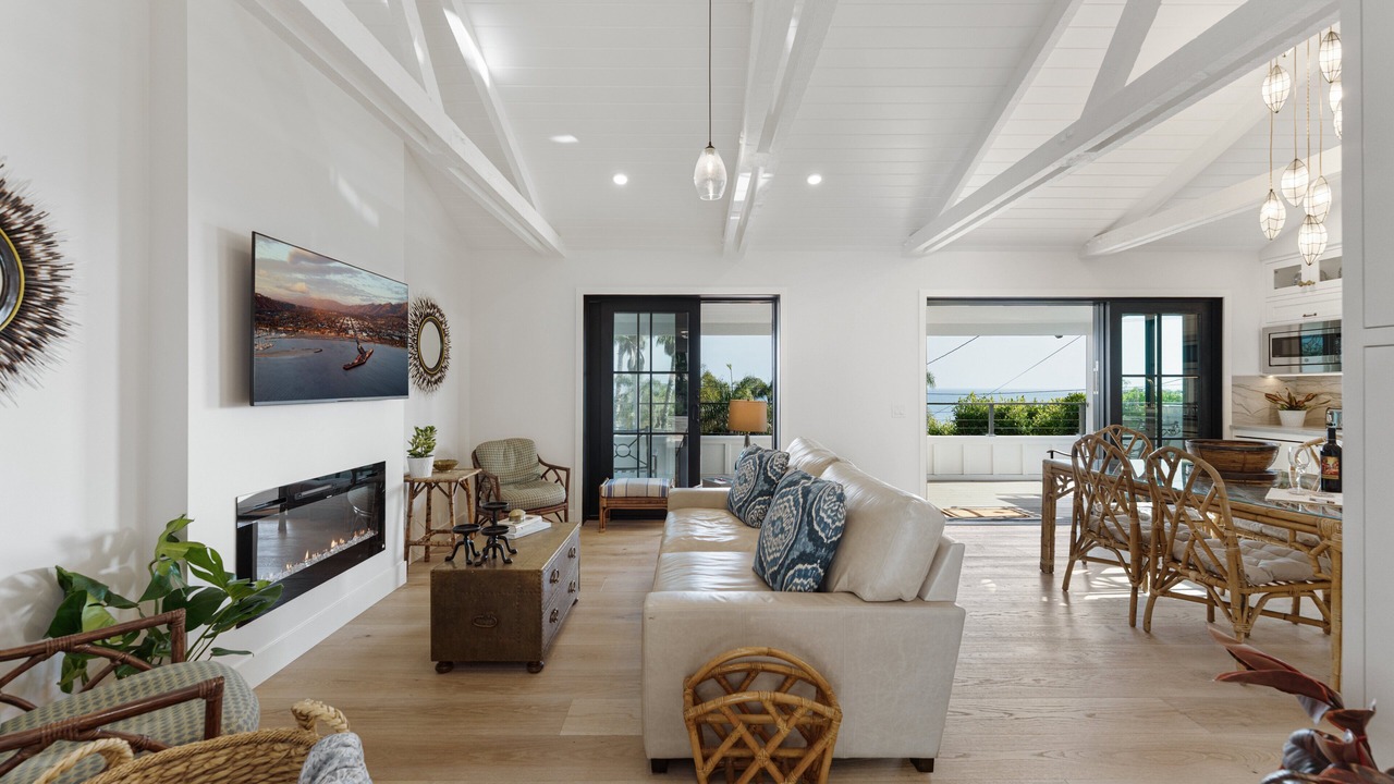Photo of Livingroom in Summerland