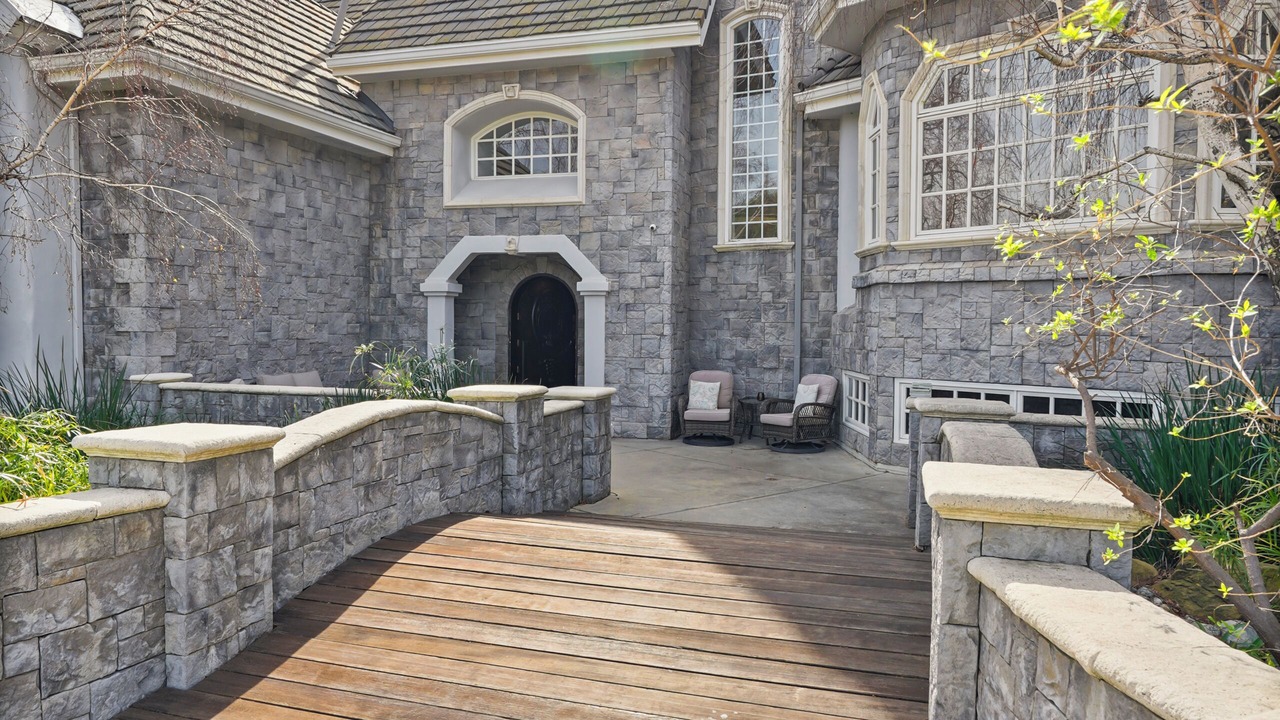 Photo of Patio Balcony in Chatsworth