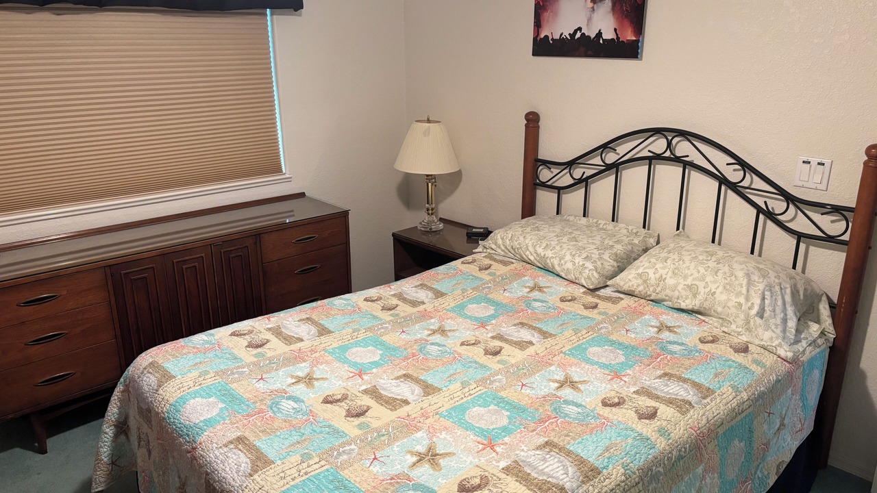 Photo of Bedroom in Lake Havasu City