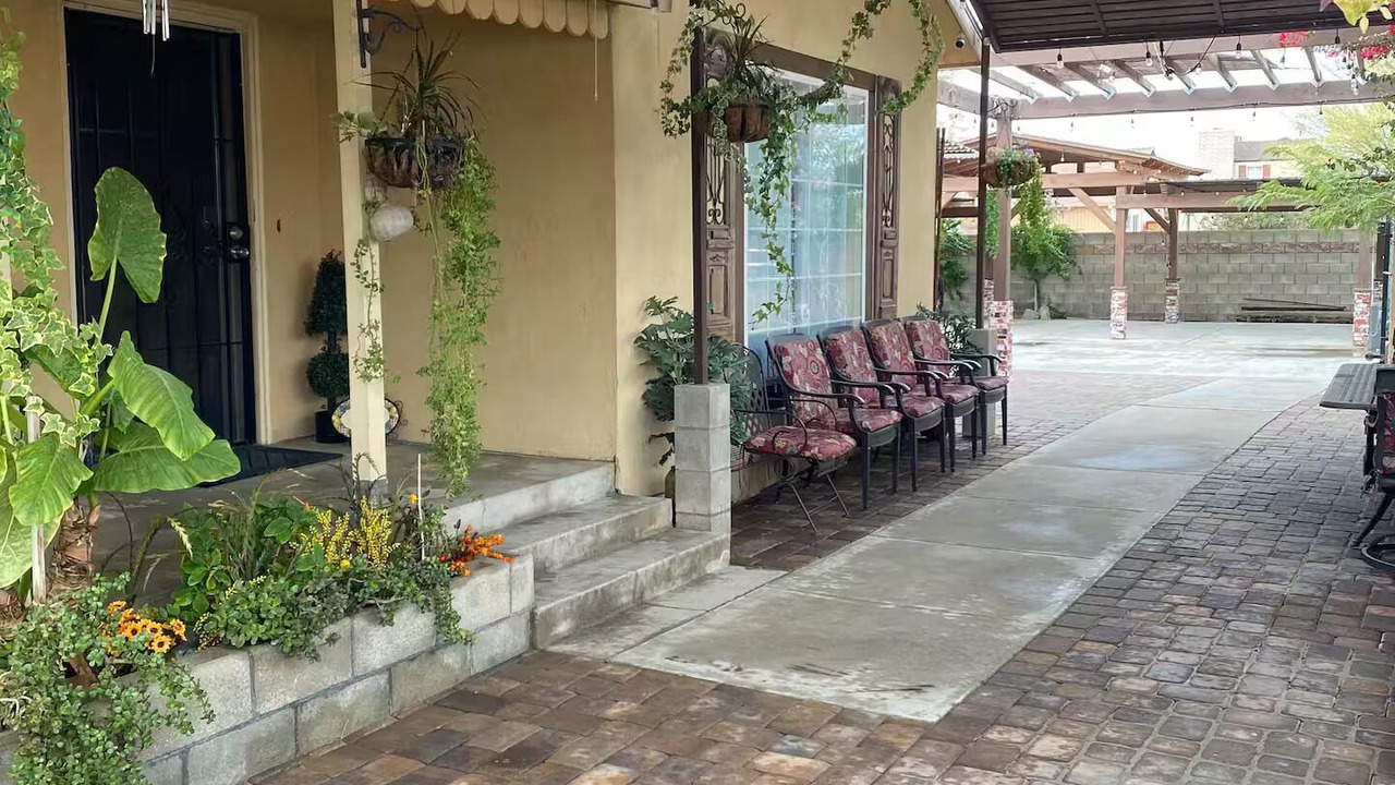 Photo of Patio Balcony in Pumpkin Center