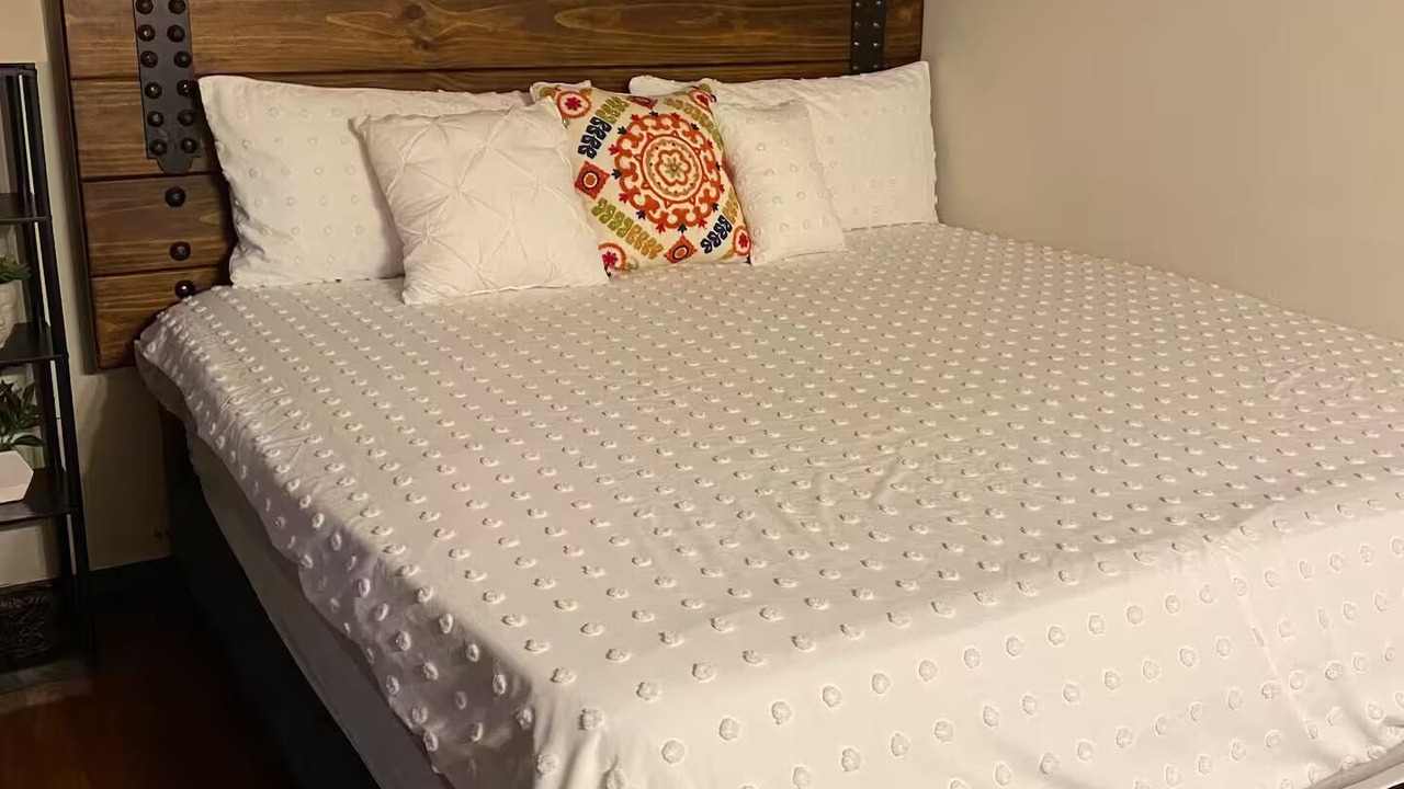 Photo of Bedroom in Pumpkin Center