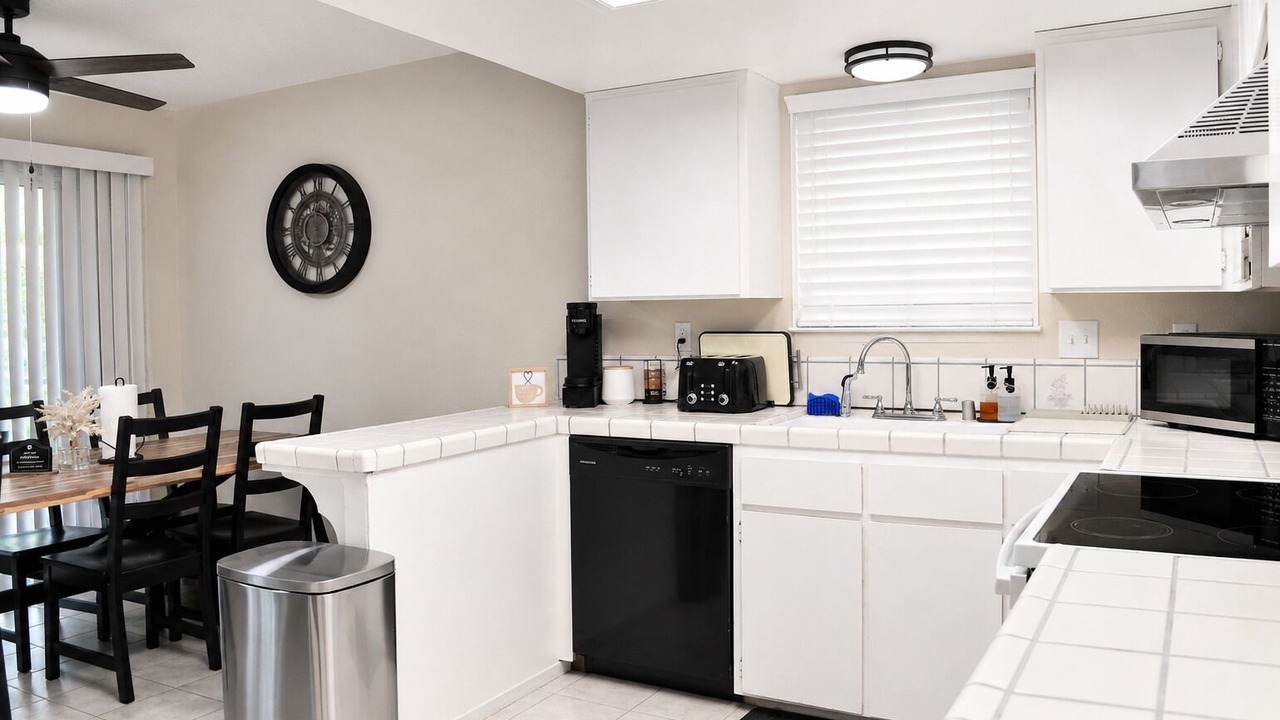 Photo of Kitchen in Hanford