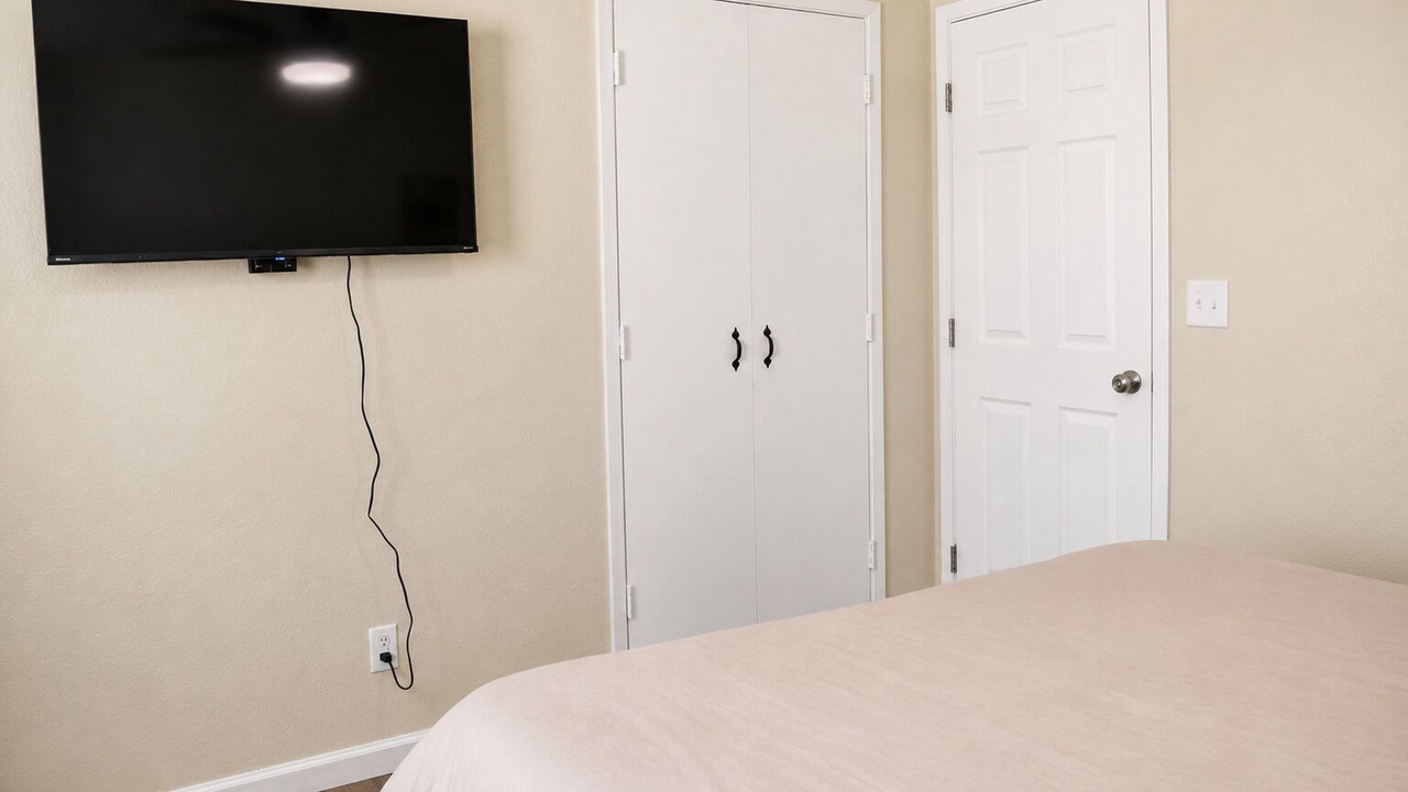 Photo of Bedroom in Hanford