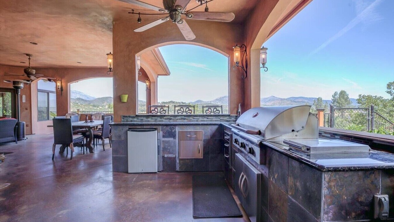 Photo of Outdoor in Redding