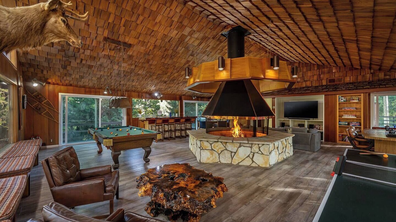 Photo of Livingroom in Springville