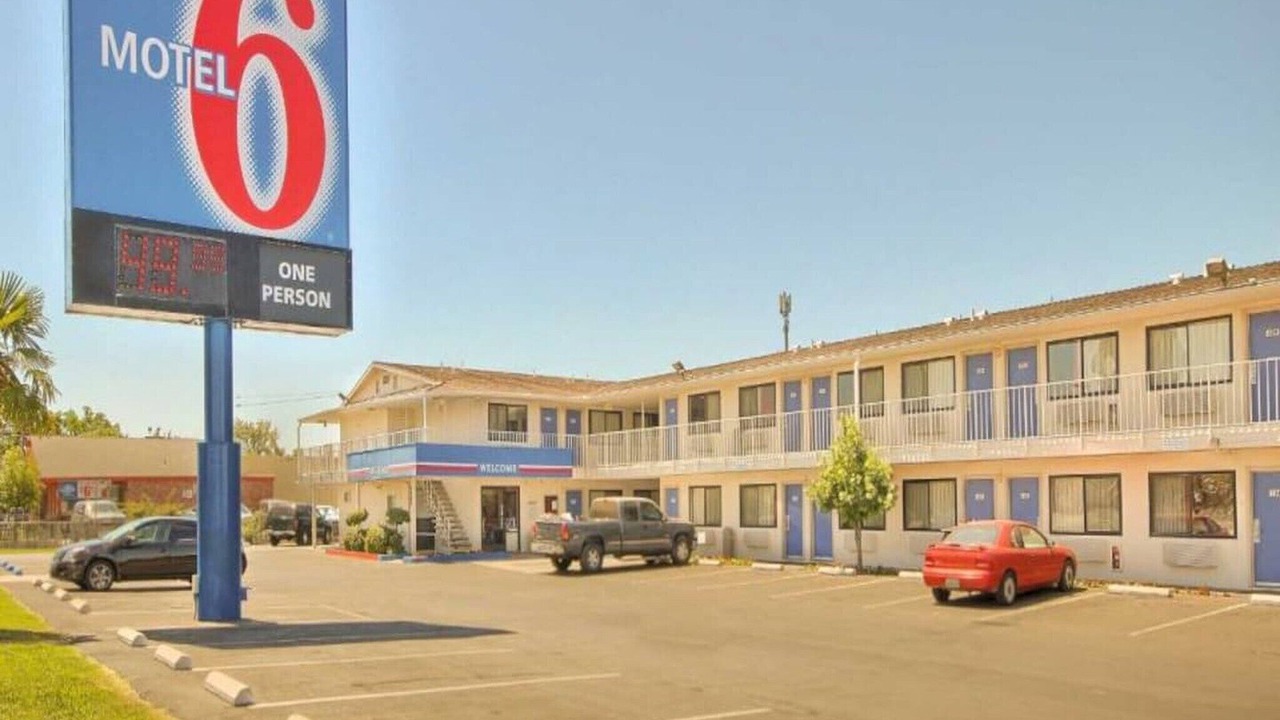 Photo of Outdoor in Raisin