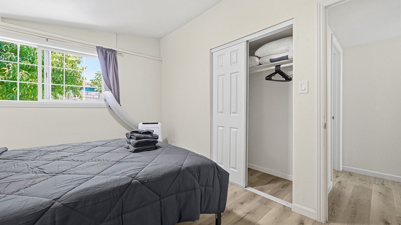 Photo of Bedroom in Tennyson - Alquire