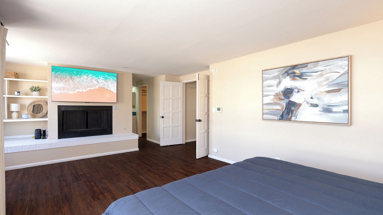 Photo of Bedroom in Hollywood