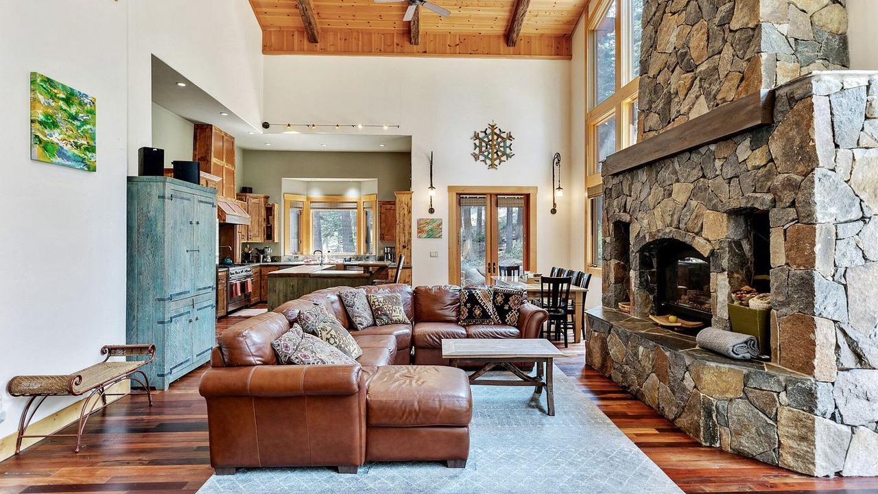 Photo of Livingroom in Truckee
