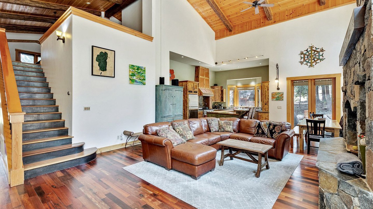 Photo of Livingroom in Truckee