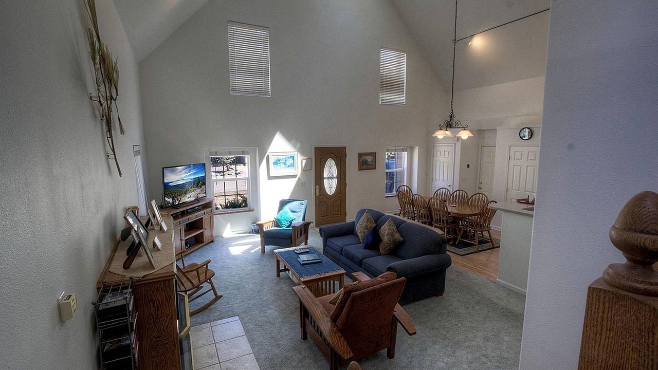 Photo of Livingroom in Tahoe Paradise