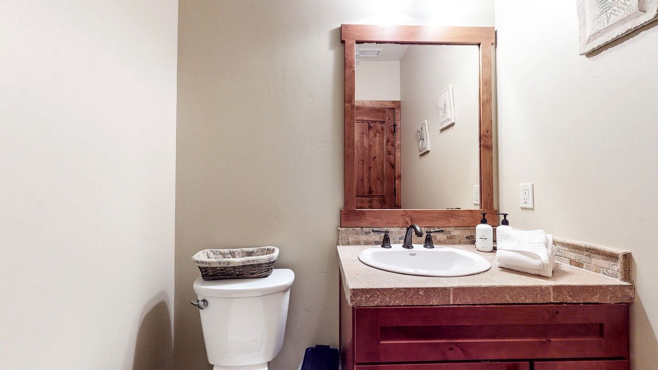 Photo of Bathroom in Mammoth Lakes