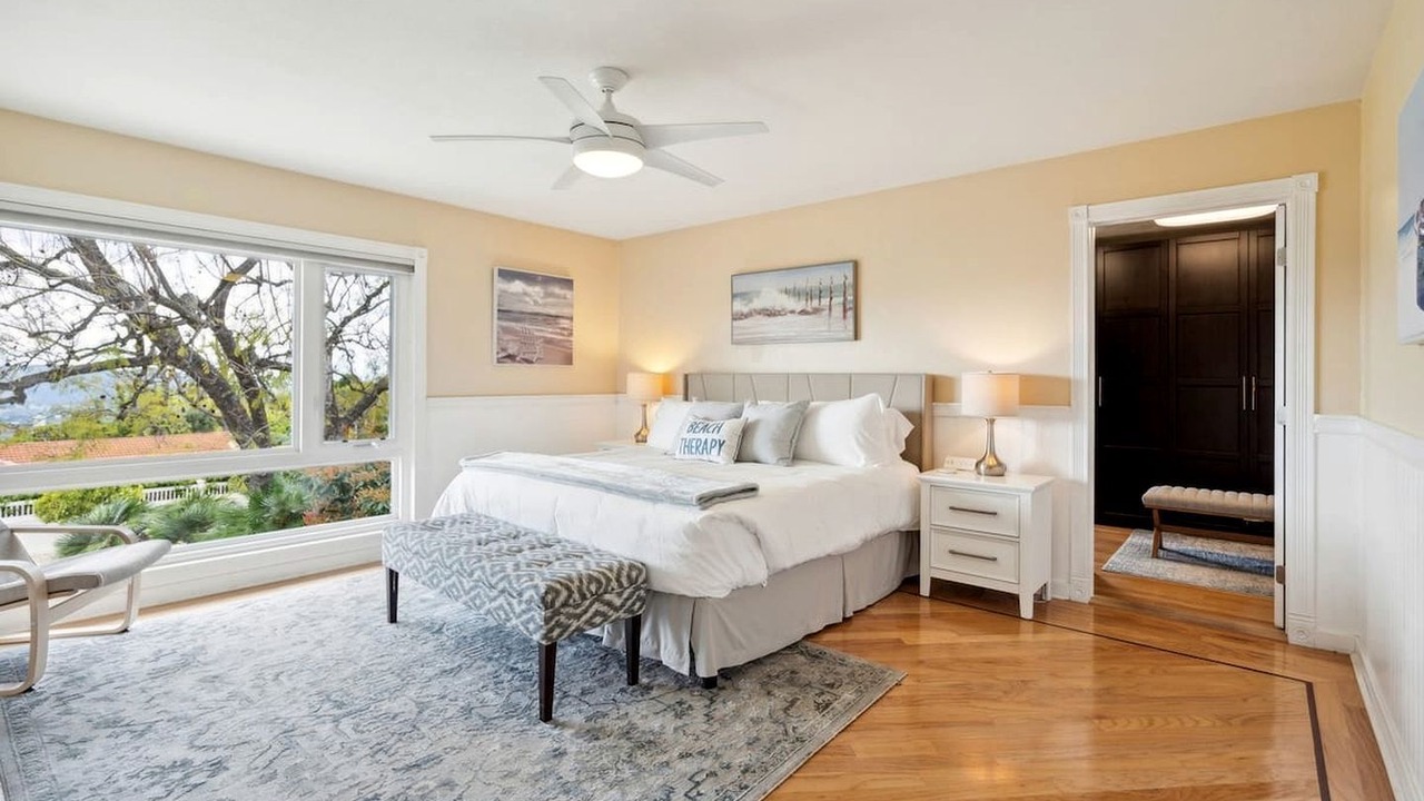 Photo of Bedroom in Thousand Oaks