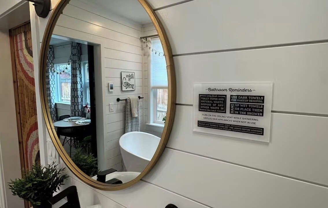 Photo of Bathroom in Yreka