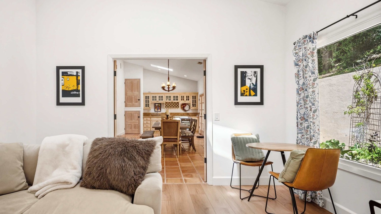 Photo of Livingroom in Carmel Valley
