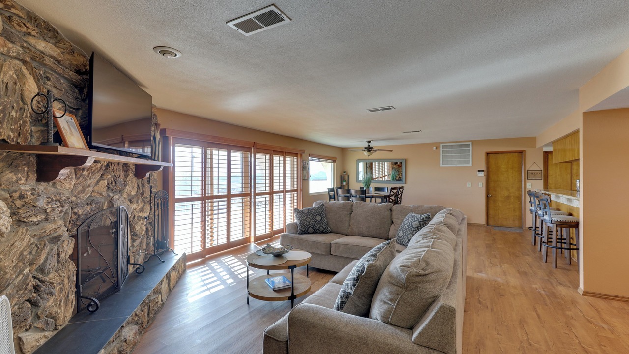 Photo of Bedroom in Sunridge Estates
