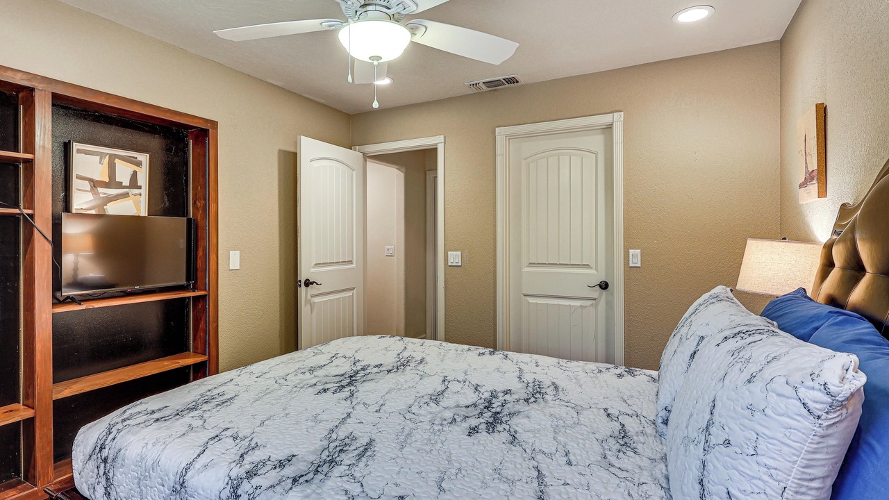 Photo of Bedroom in Lake Havasu City