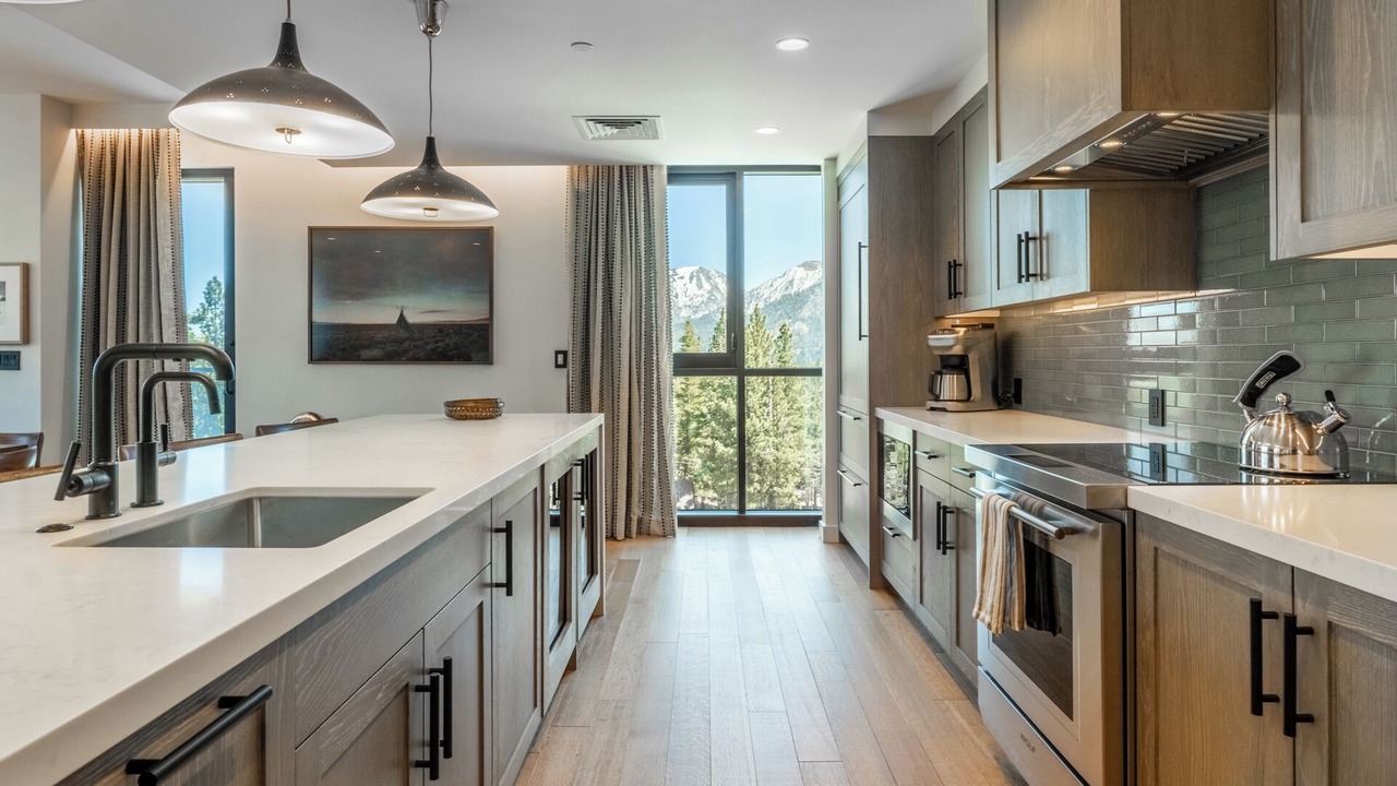 Photo of Kitchen in Mammoth Lakes