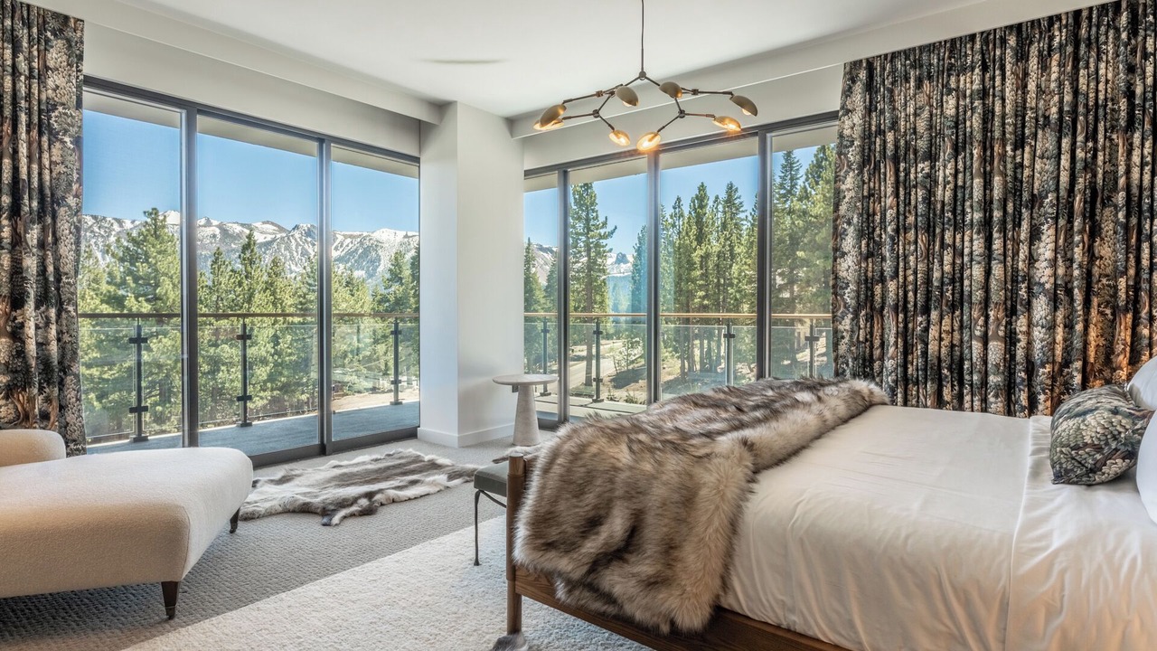 Photo of Bedroom in Mammoth Lakes