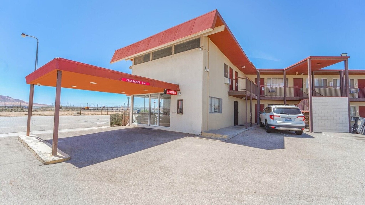 Photo of Others in Mojave