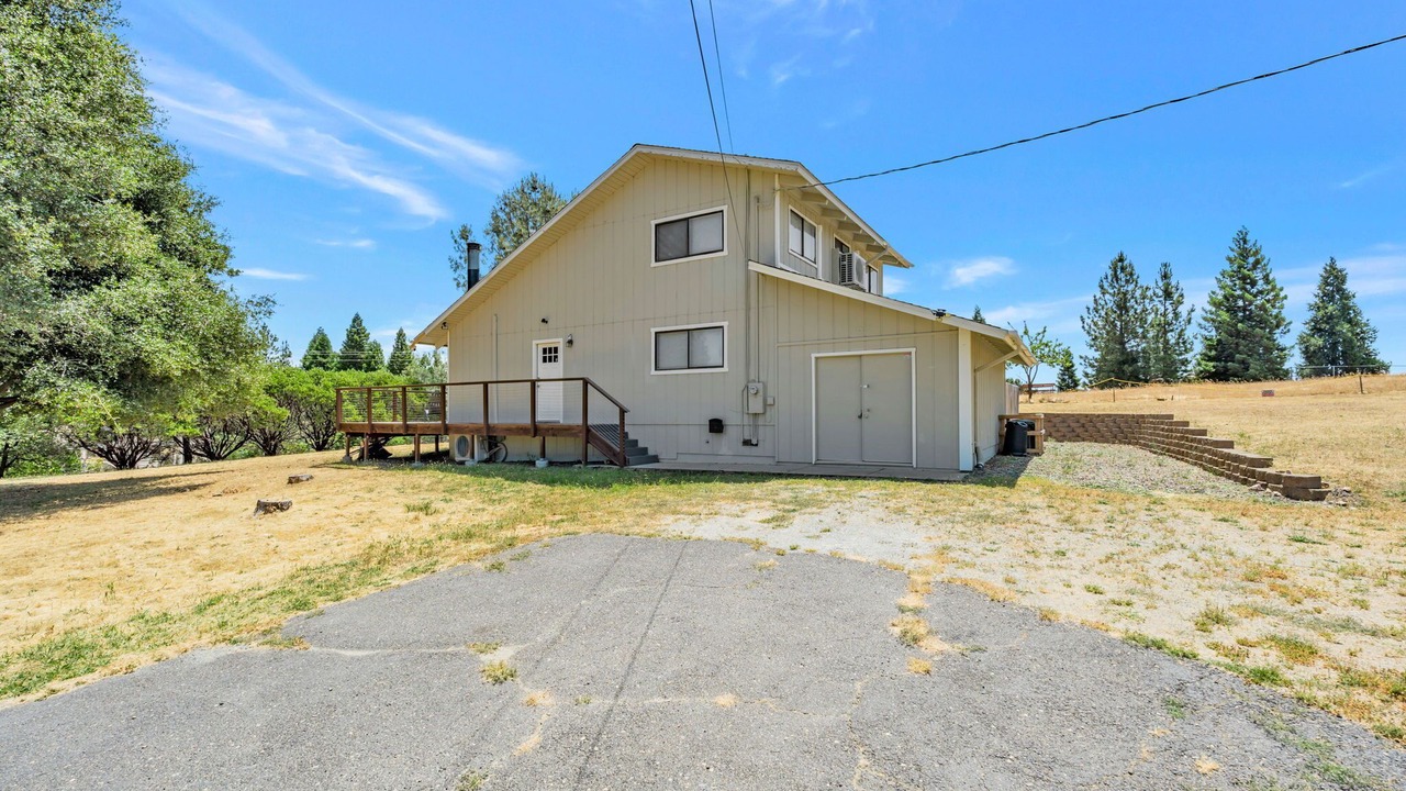 Photo of Outdoor in Groveland
