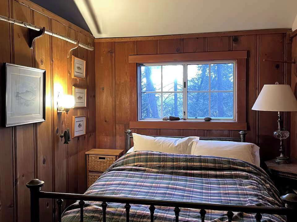Photo of Bedroom in Twain Harte