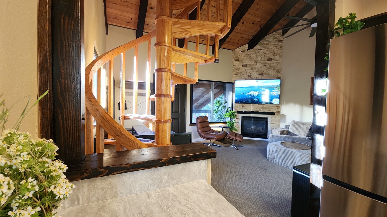 Photo of Livingroom in Tahoe Village
