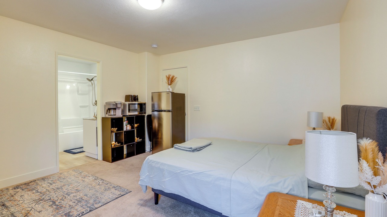 Photo of Bedroom in Victorville