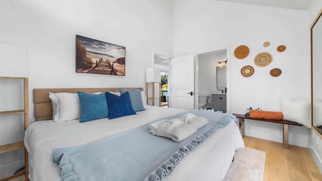 Photo of Bedroom in Eastside Santa Cruz