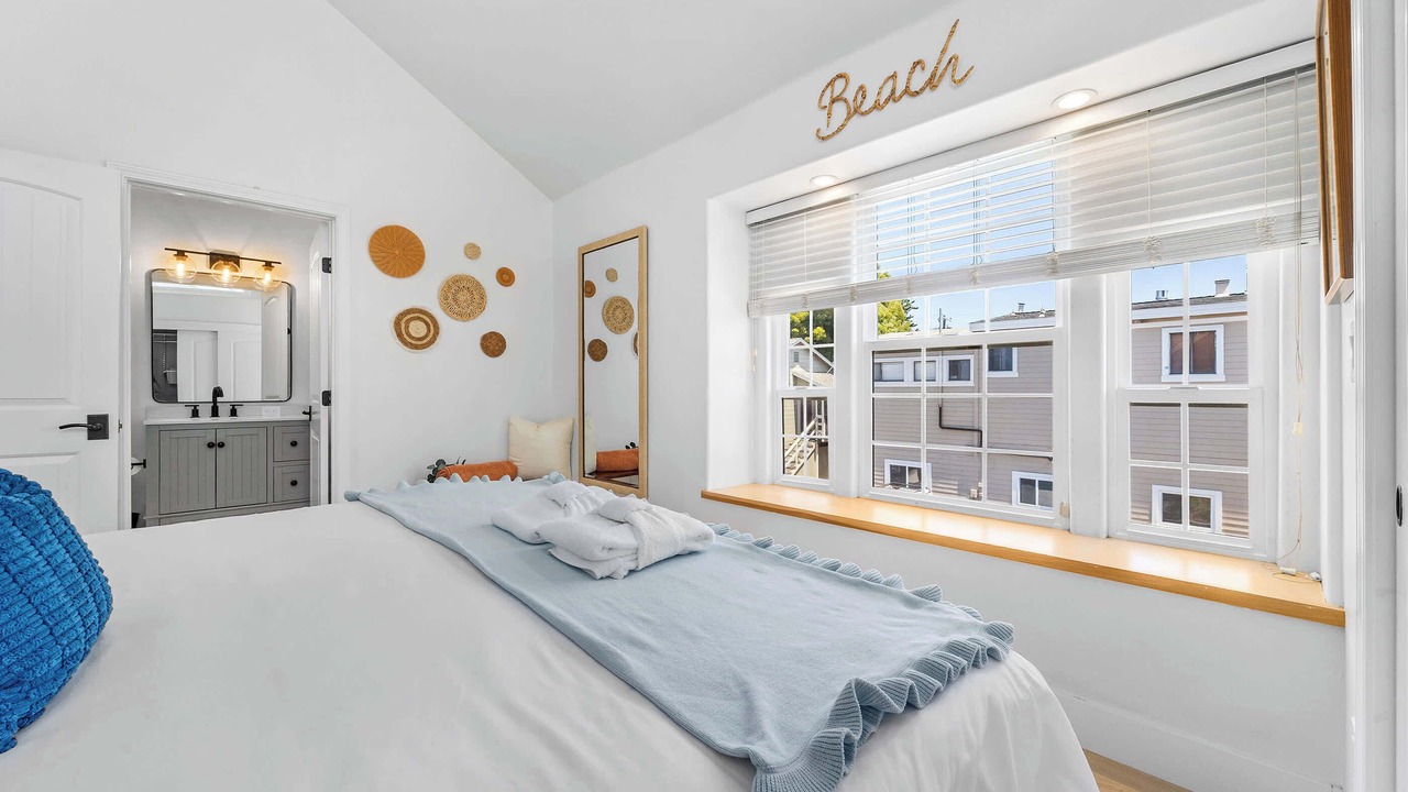Photo of Bedroom in Eastside Santa Cruz