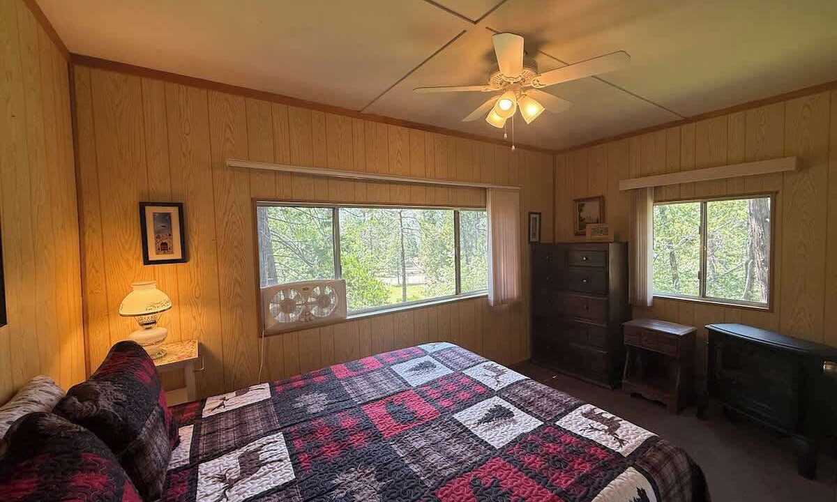 Photo of Bedroom in Big Creek
