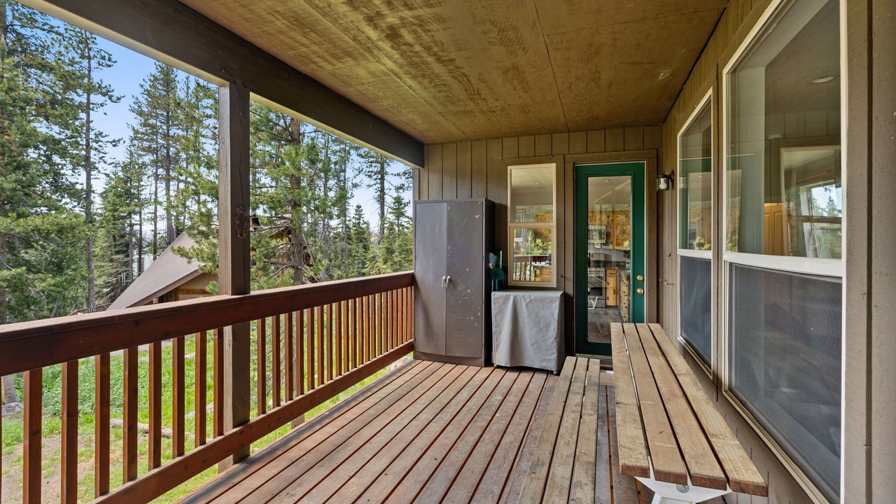 Photo of Patio Balcony in Big Creek