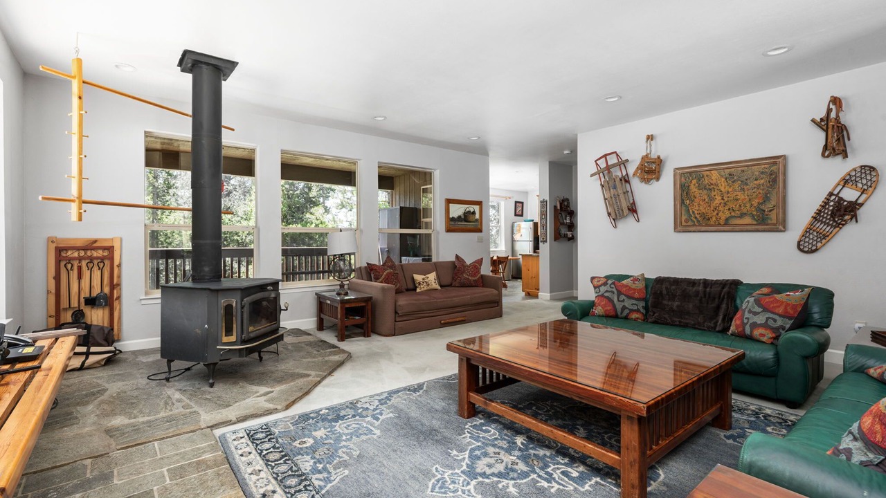 Photo of Livingroom in Big Creek