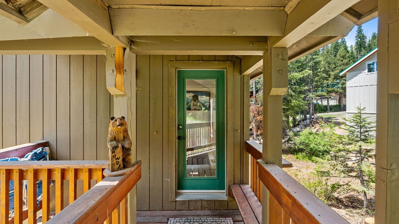 Photo of Patio Balcony in Big Creek