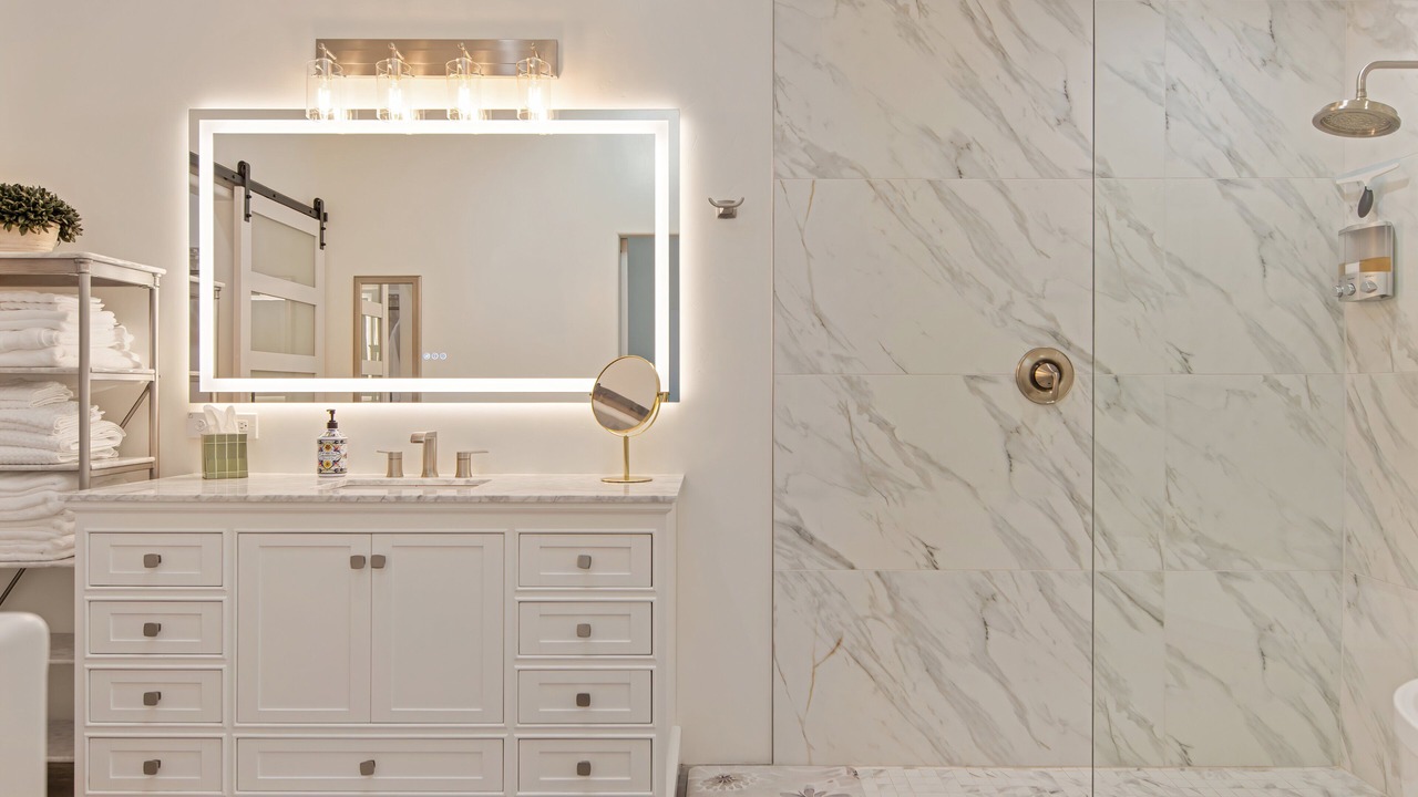 Photo of Bathroom in Kenwood